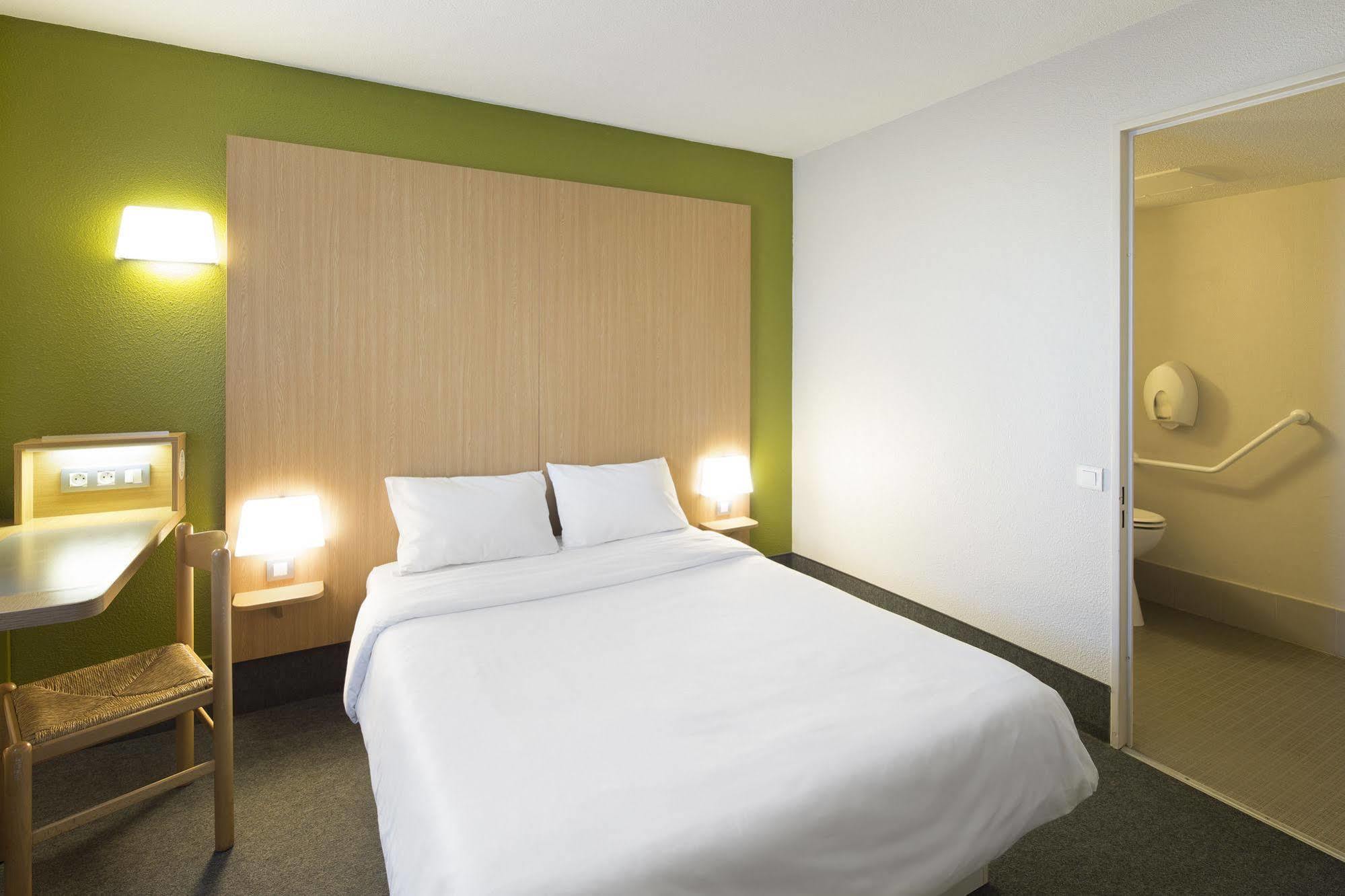 B&B Hotel Tours Parc Expo St-Avertin サン・タヴェルタン エクステリア 写真